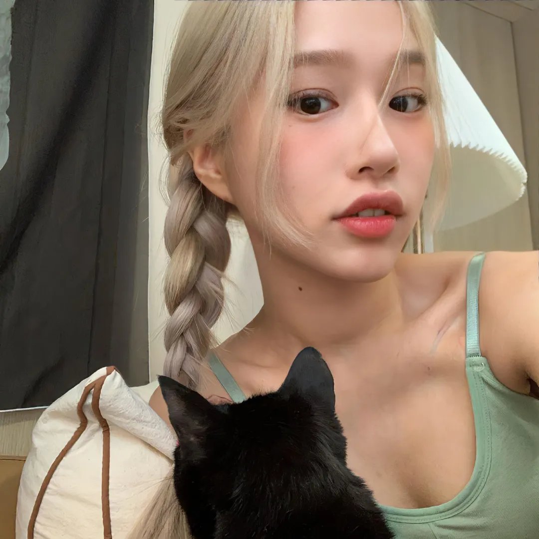 年过半百她美又飒